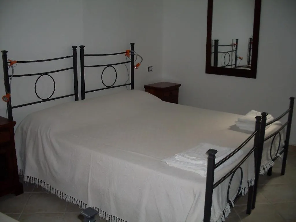 Couette-café Affittacamere Peonia Oliena