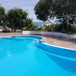 La Rossa 3*, Salina (Sicily) Italie